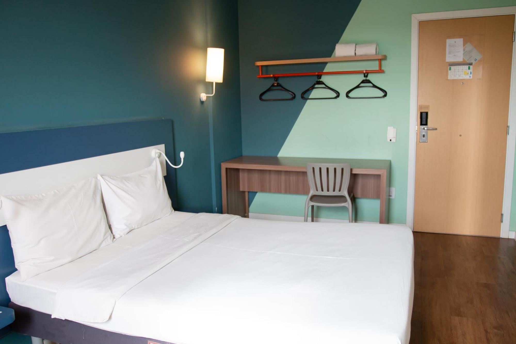 Ibis Budget Hotel 2*